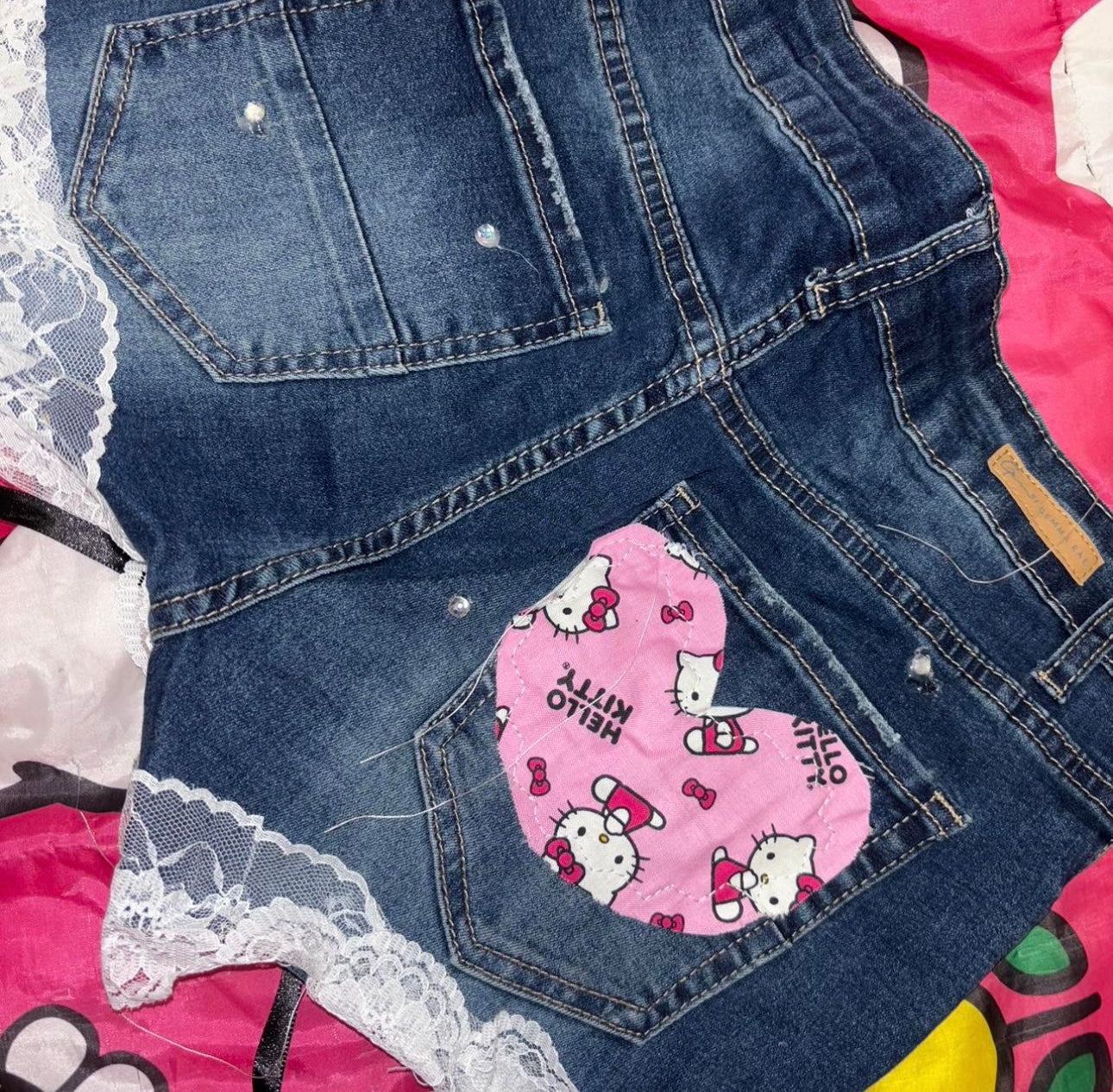 Handmade top & reworked jeans >> hellokitty summer set